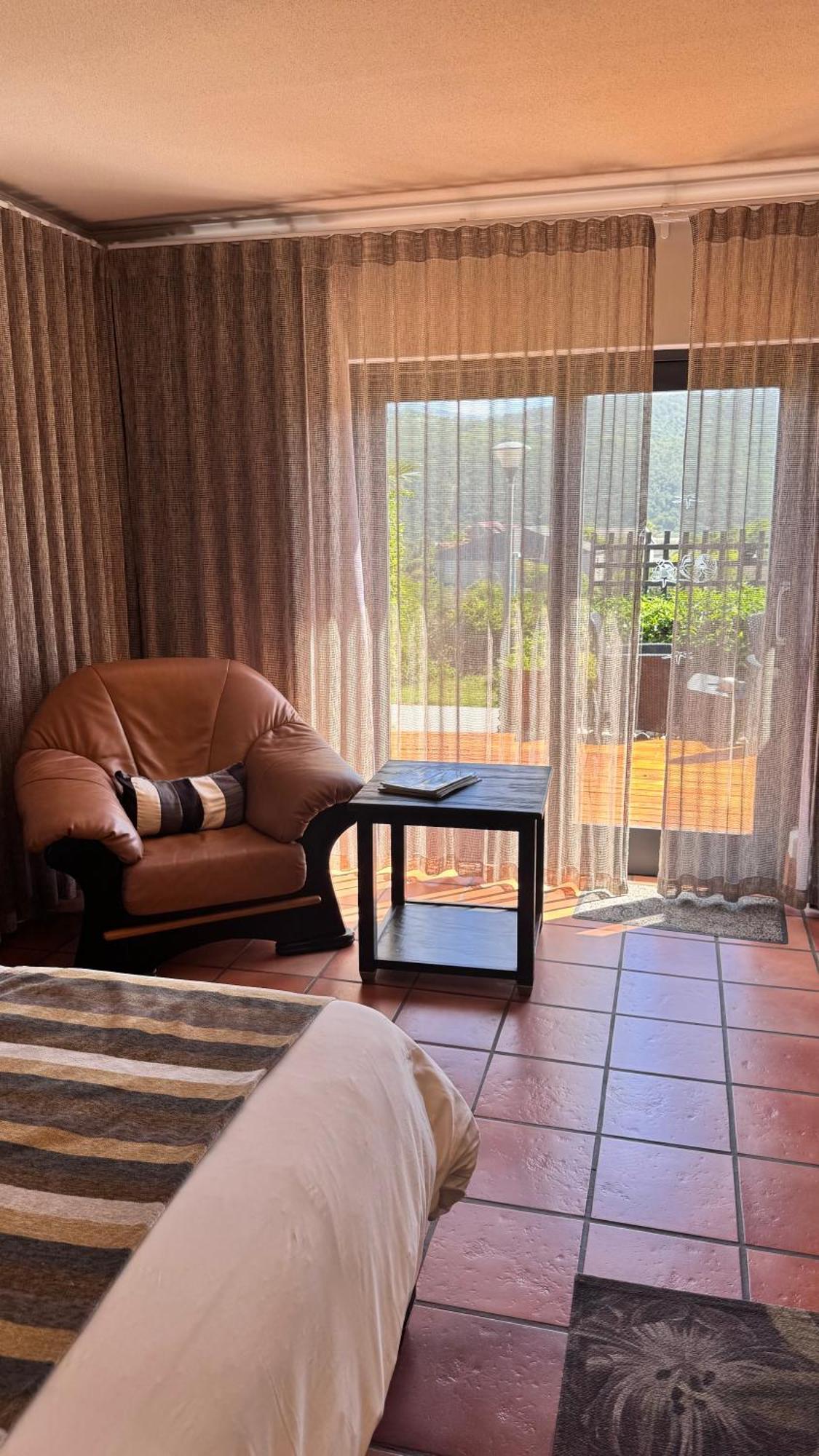 Dolphin Dunes 4*